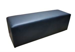 イロコデザインでレンタルできるお洒落なプーフ
