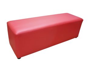 イロコデザインでレンタルできるお洒落なプーフ